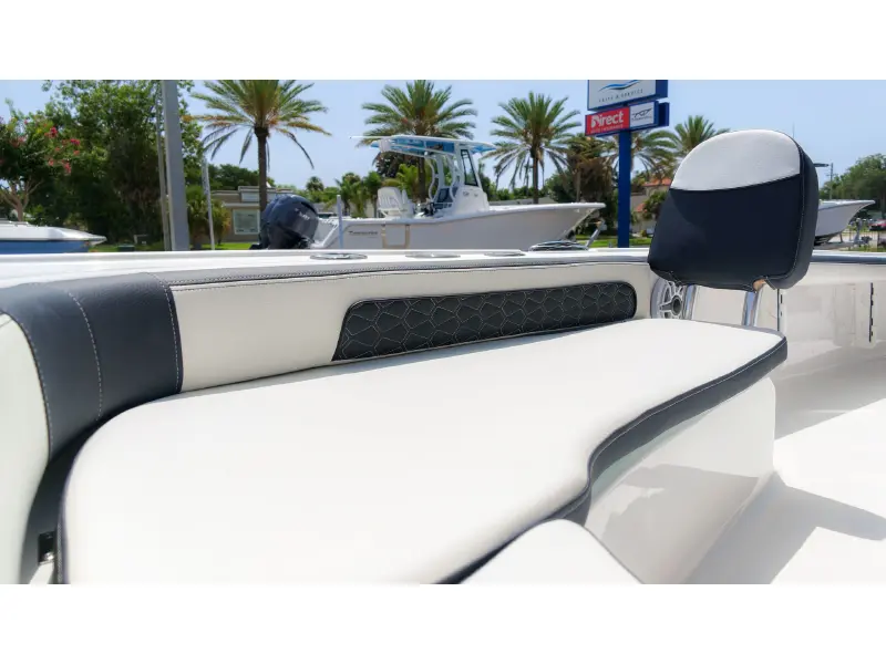 2027 Tidewater 2300 Carolina Bay
