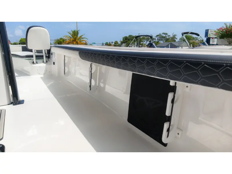 2027 Tidewater 2300 Carolina Bay