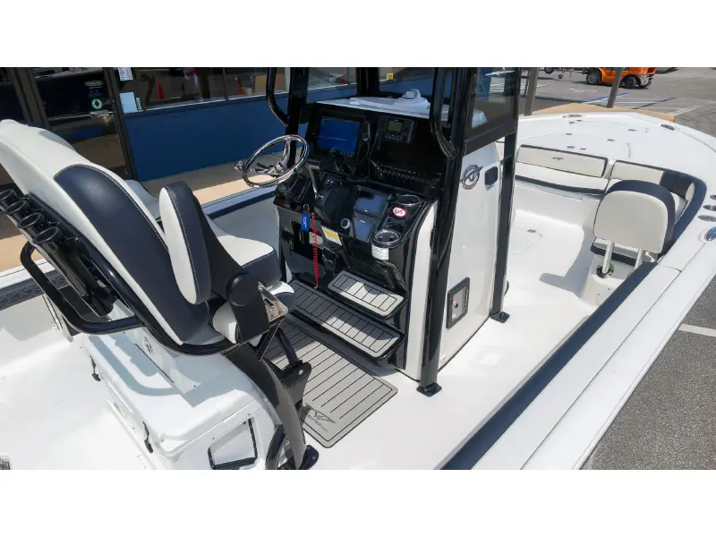 2027 Tidewater 2300 Carolina Bay