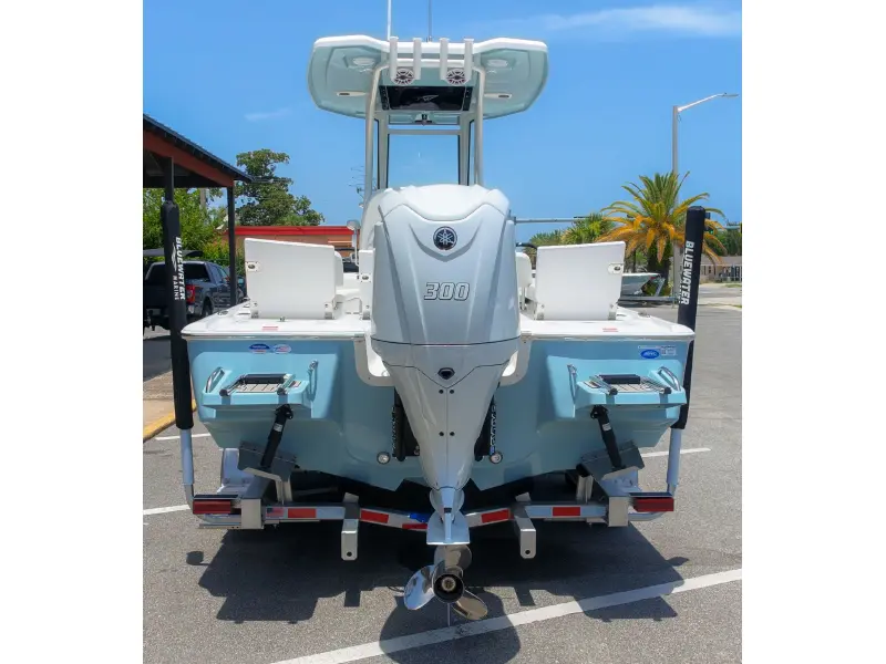 2027 Tidewater 2500 Carolina Bay