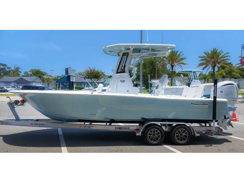 2027 Tidewater 2500 Carolina Bay