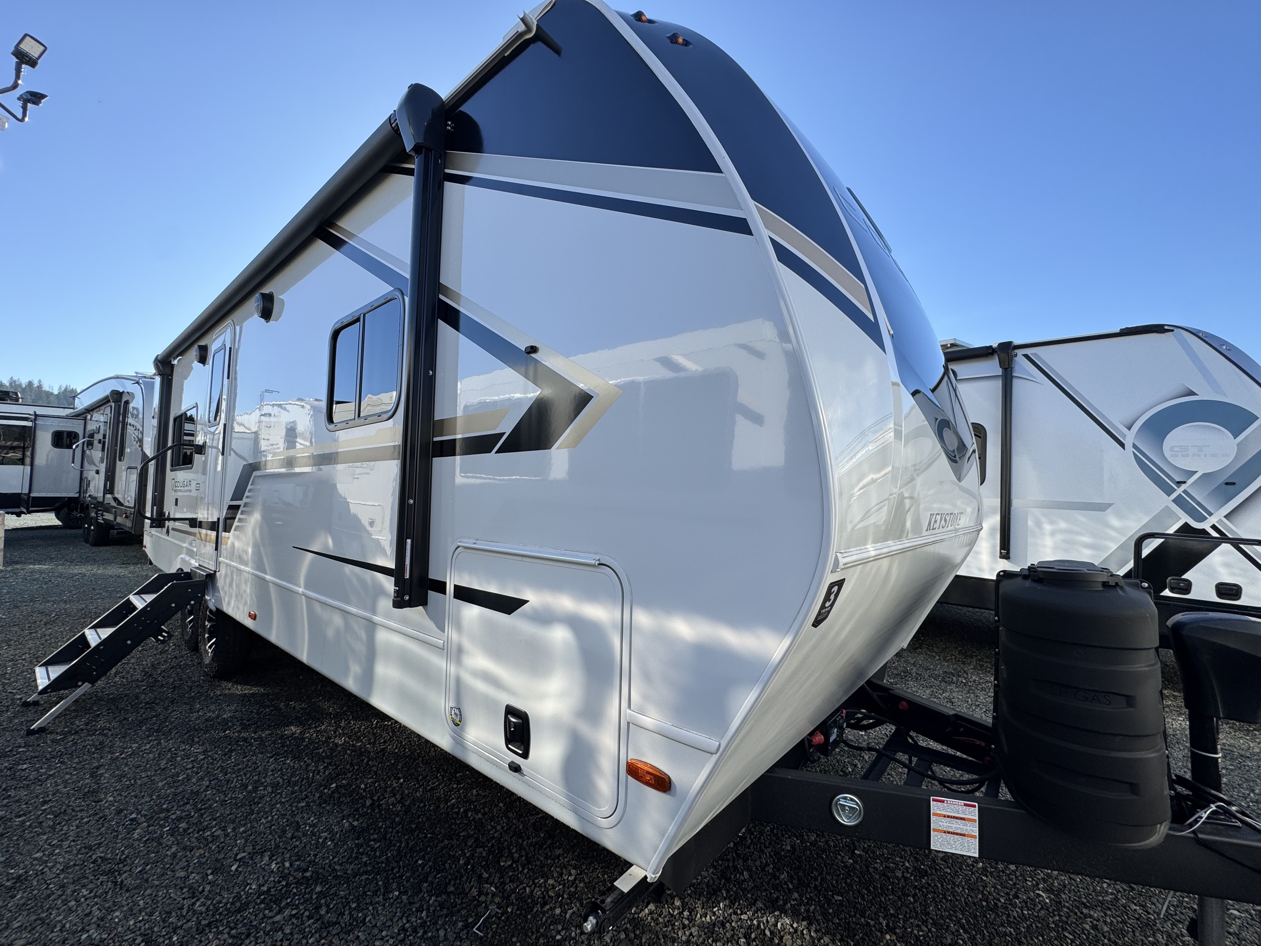 2026 Keystone Rv Cougar Western Elevation 25MLWE in grants pass OR