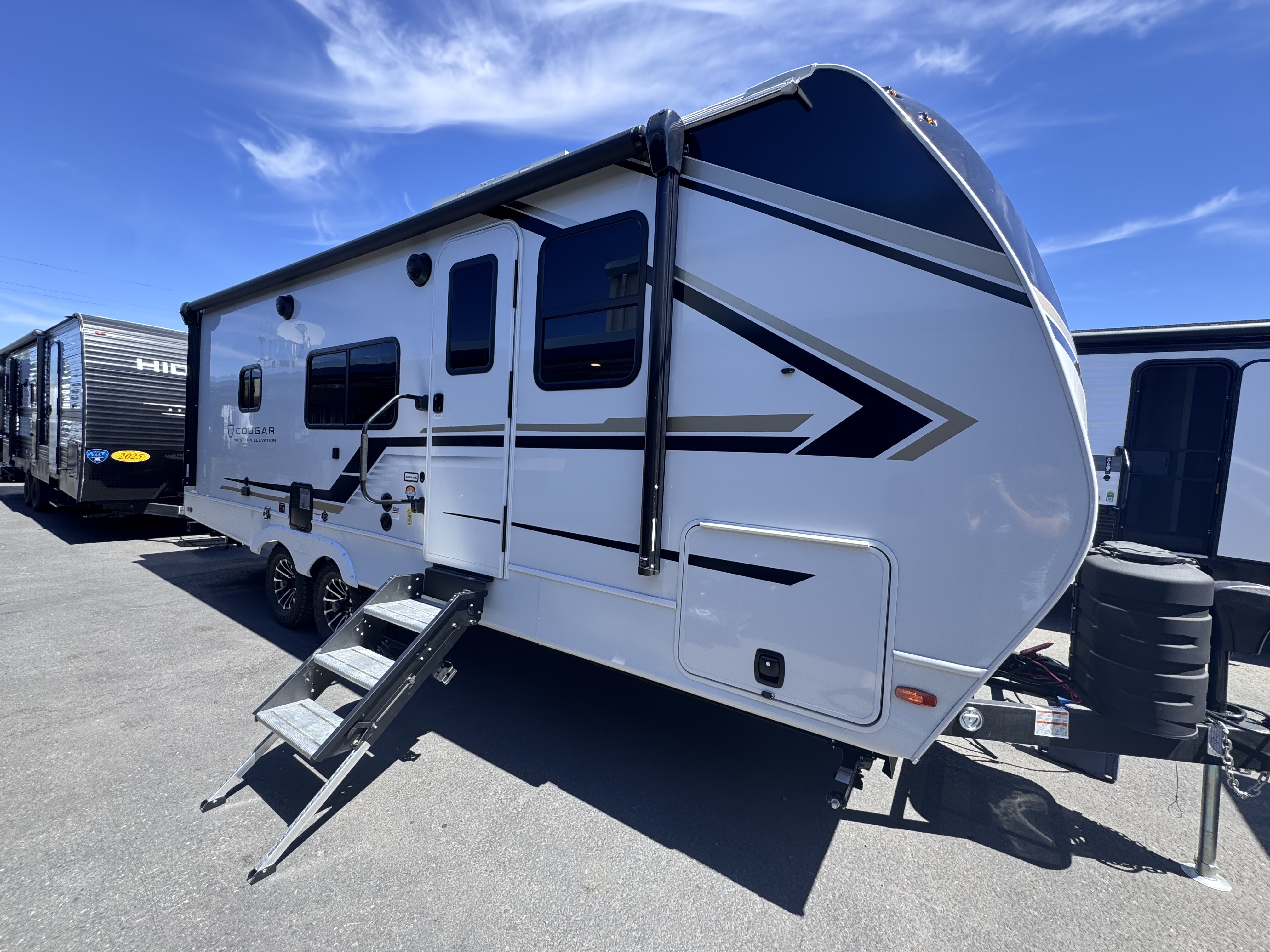 2026 Keystone Cougar Western Elevation 22MLWE in grants pass OR