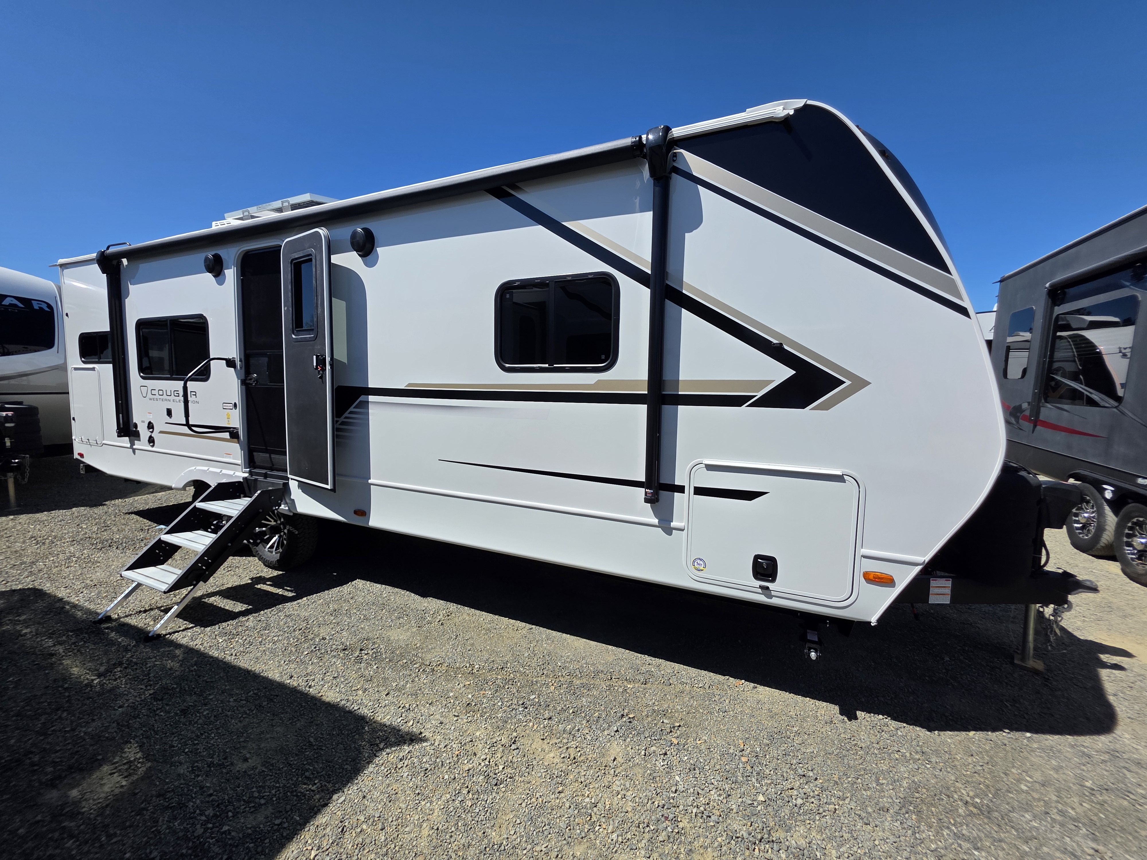 2026 Keystone Rv Cougar Western Elevation 25MLWE in grants pass OR