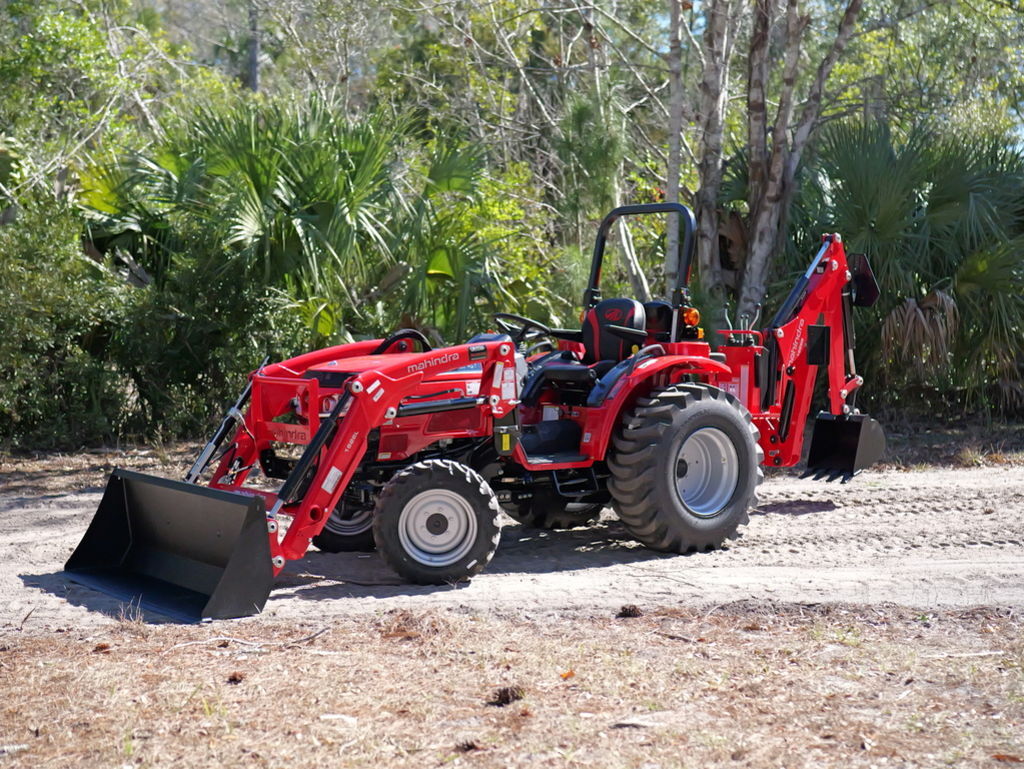 2026 Mahindra 1600 Series 1626 HST in Homosassa, FL