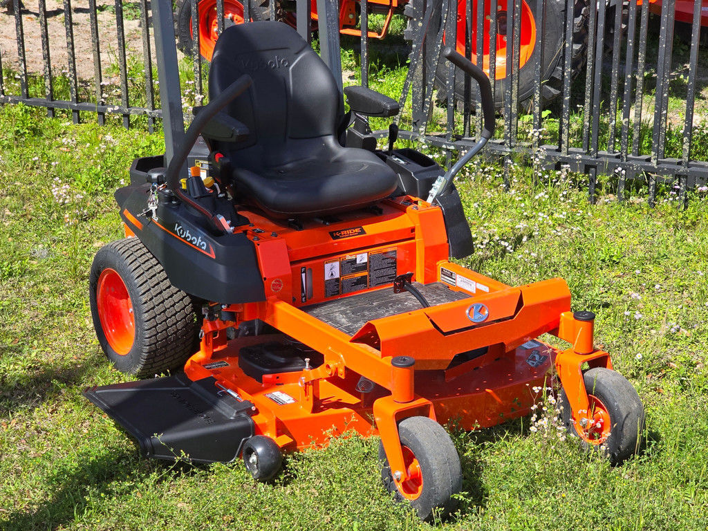 New 2026 Kubota Zero-Turn Mowers Z232KW-42 For Sale in Hastings
