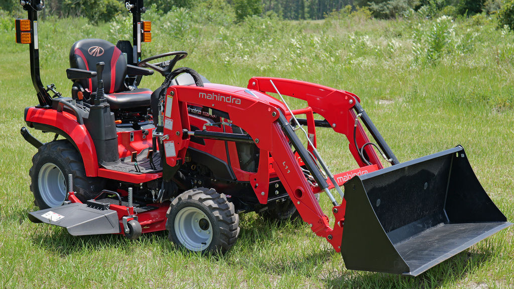 2026 Mahindra 1100 Series 1126 HST in Chiefland, FL