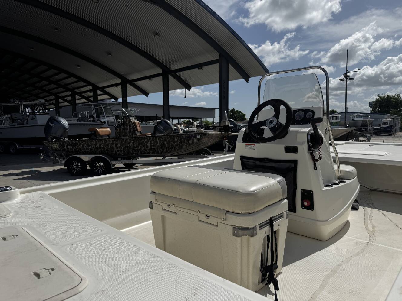 A photo of this 2021 Mako Pro Skiff 19 CC