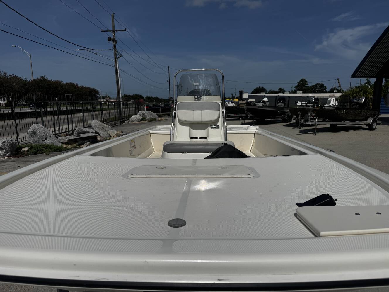 A photo of this 2021 Mako Pro Skiff 19 CC