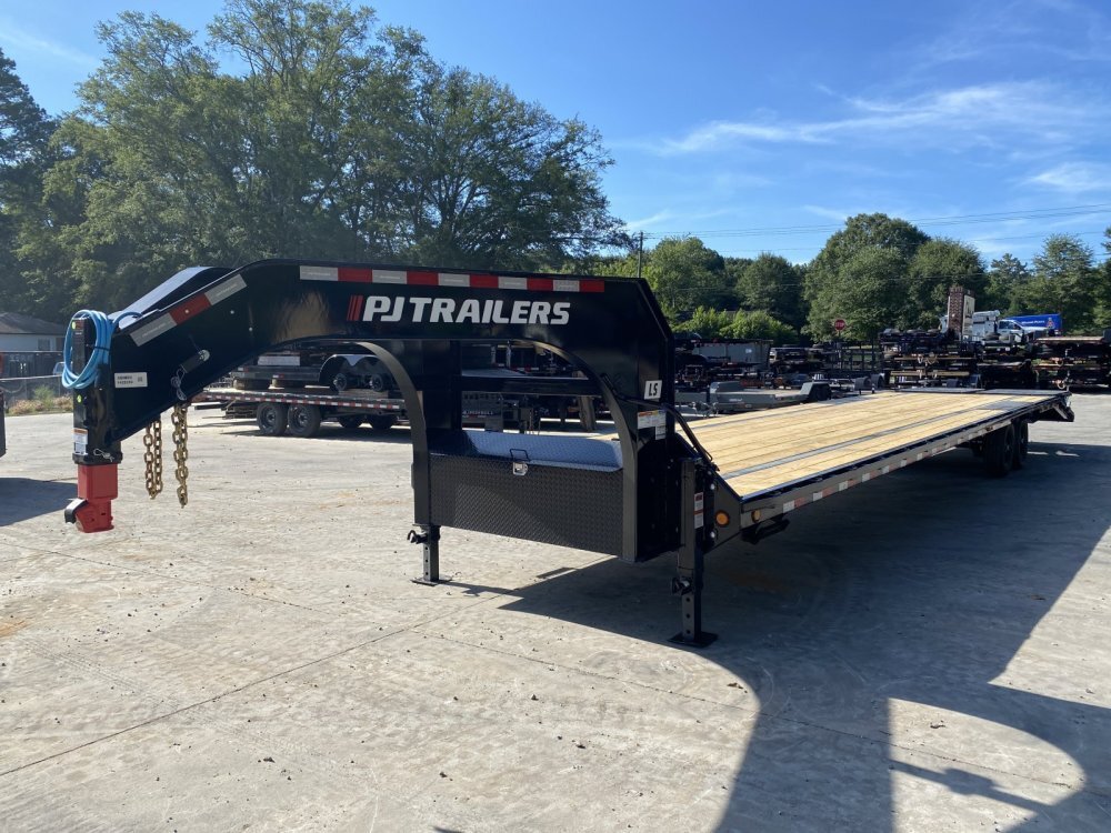 2027 PJ Trailers LS in Canton, GA