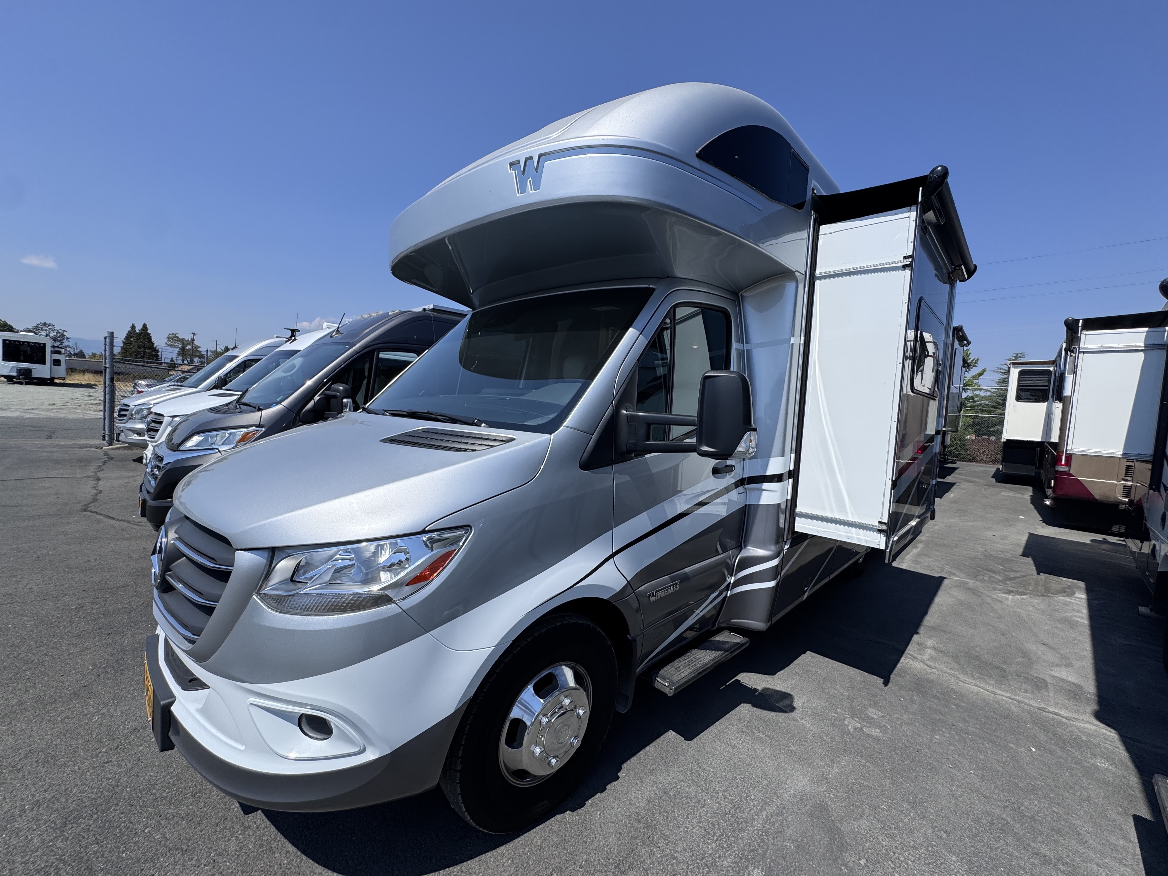 2025 Winnebago Navion 24V Bay Mist II in grants pass OR