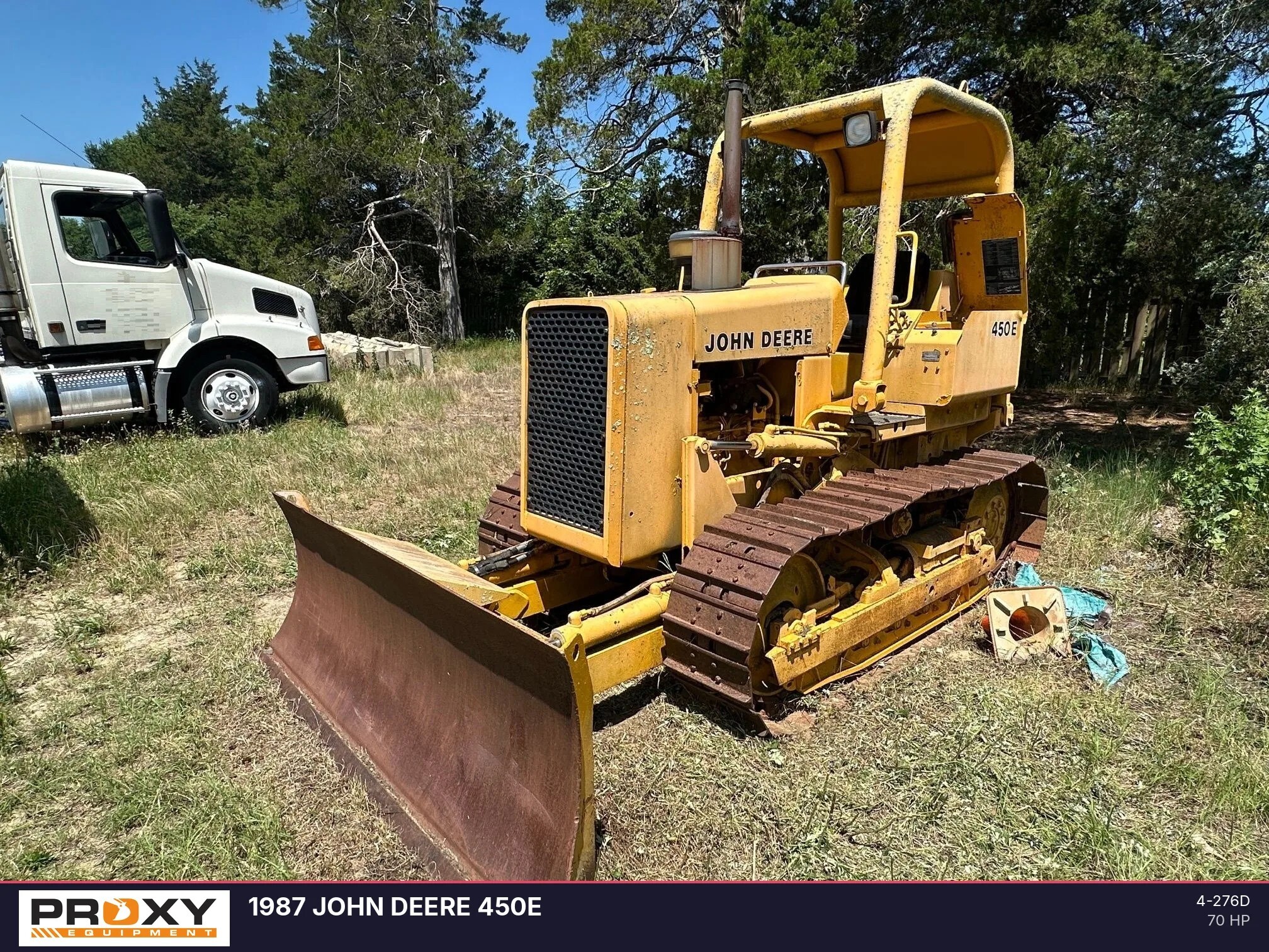 1987 JOHN DEERE 450E in Jackson, NJ