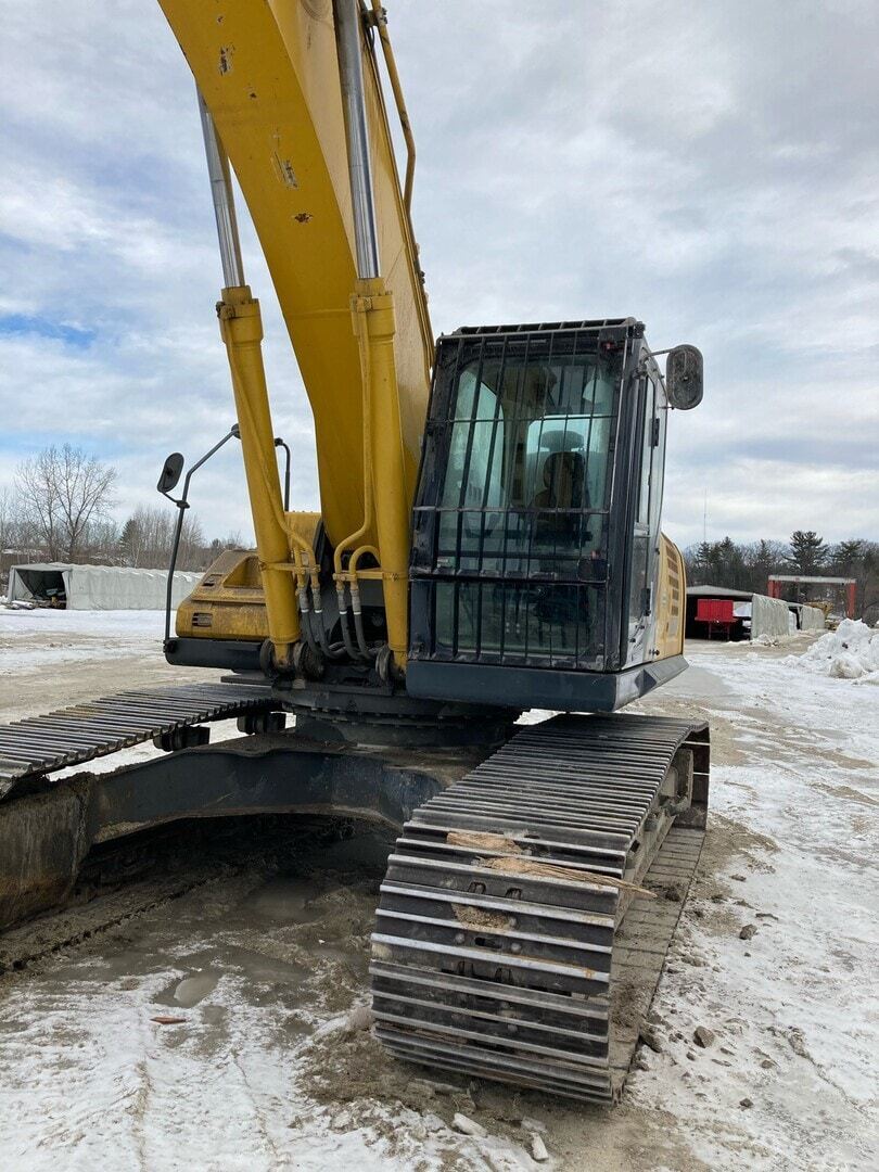 2018 KOBELCO SK350LC-10 in Gansevoort, NY