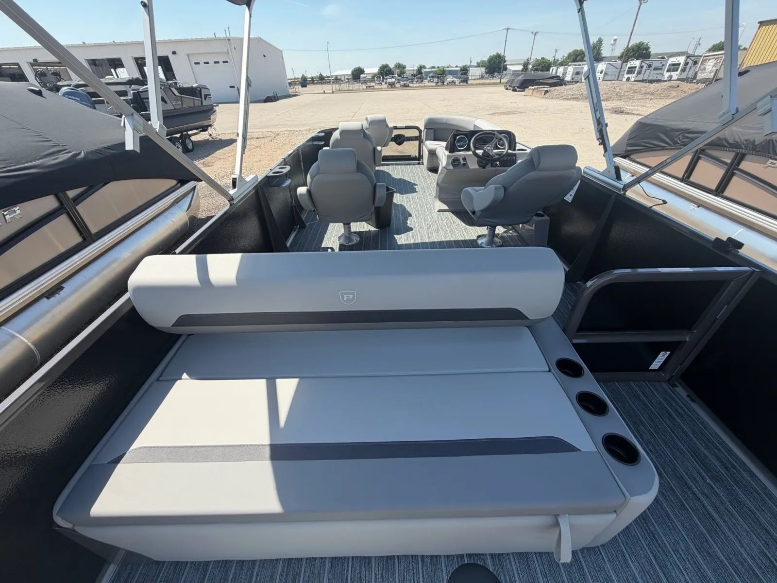 2027 Premier SUNSCAPE 220 RL 150HP BUNK TRAILER DL in fargo ND
