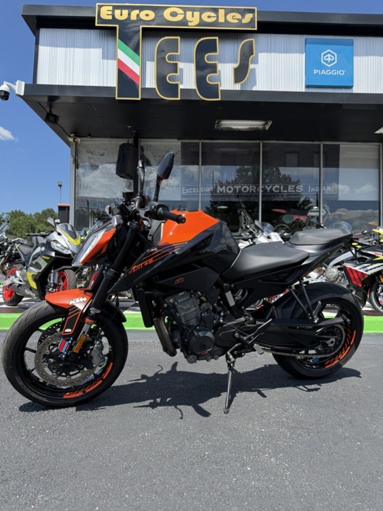 2021 KTM 890 Duke R DUKE R in Charlotte, NC