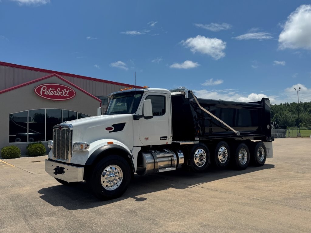 2026 PETERBILT 567 in Van Buren, AR