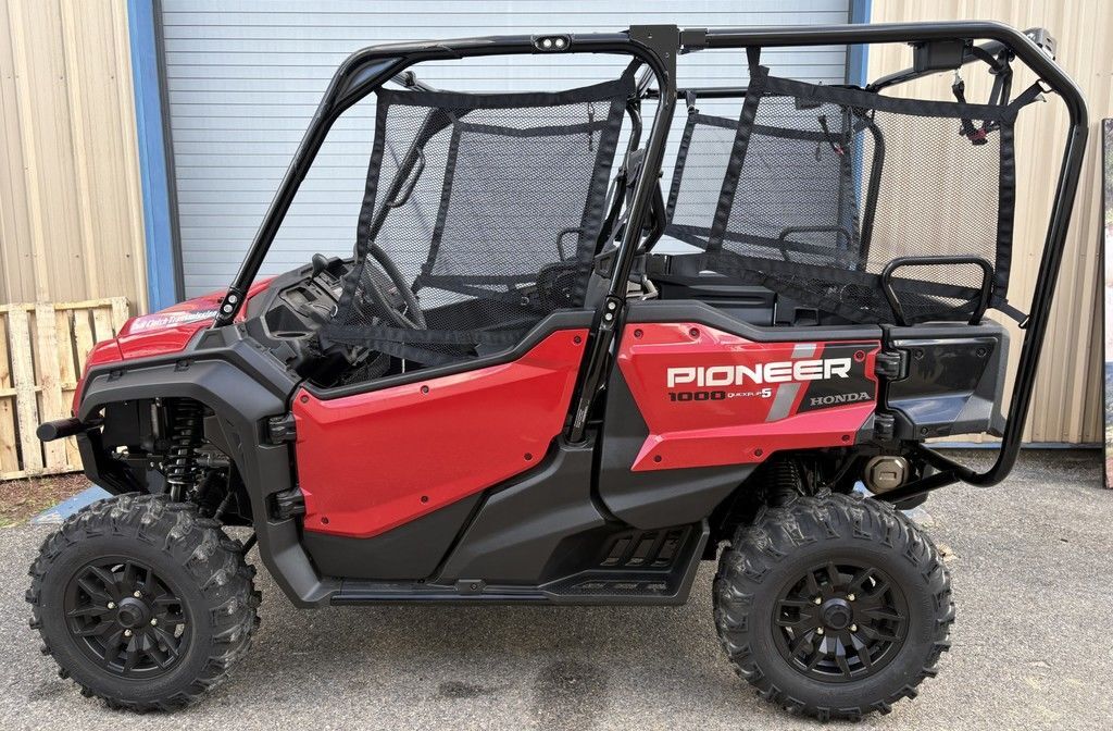 2025 Honda Pioneer 1000-5 Deluxe Recreation / Sport ATV