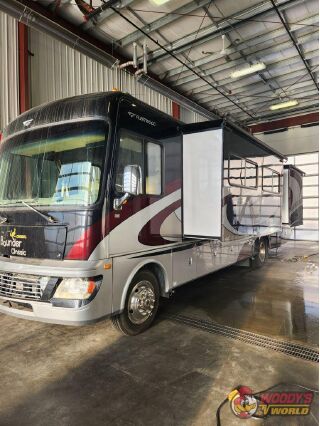 2012 FLEETWOOD BOUNDER 36R