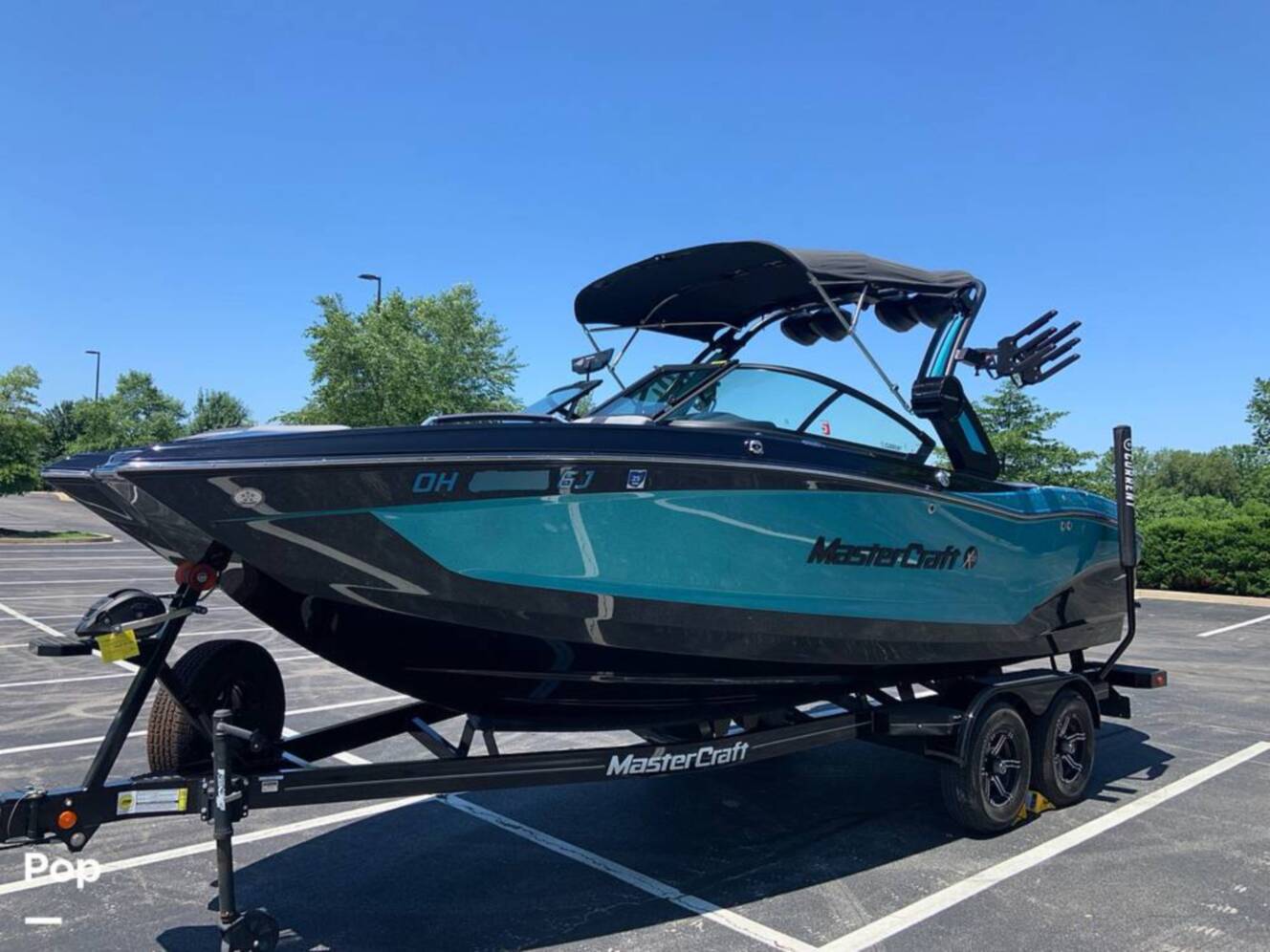 A photo of this 2022 Mastercraft X22