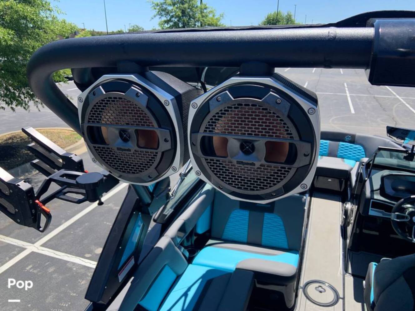 A photo of this 2022 Mastercraft X22
