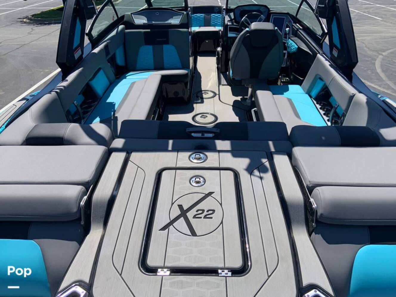 A photo of this 2022 Mastercraft X22
