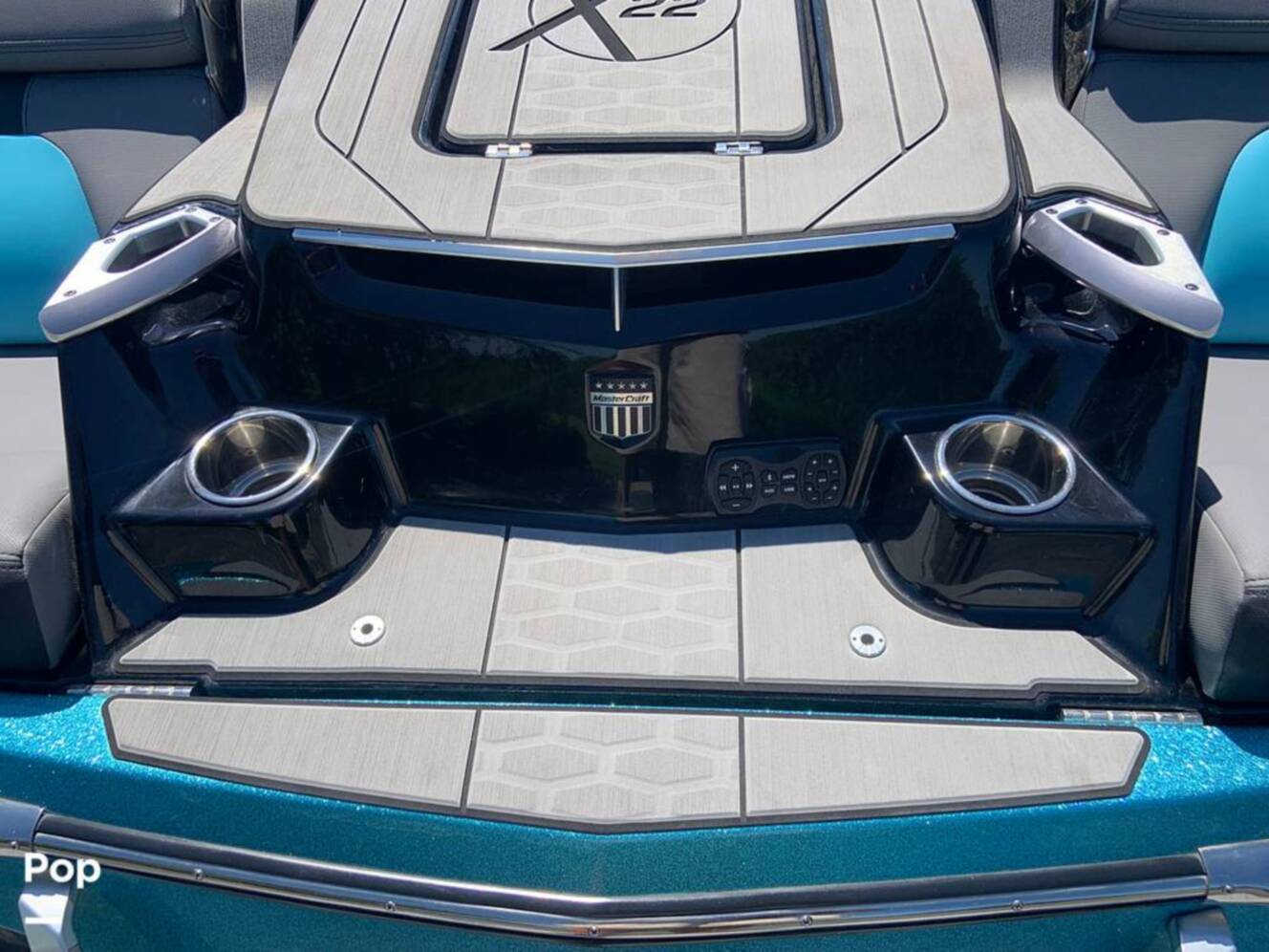 A photo of this 2022 Mastercraft X22