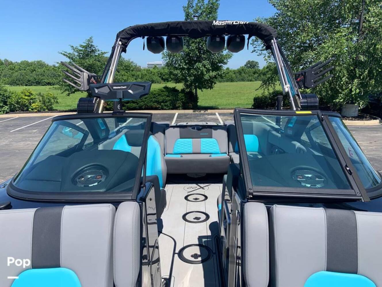 A photo of this 2022 Mastercraft X22