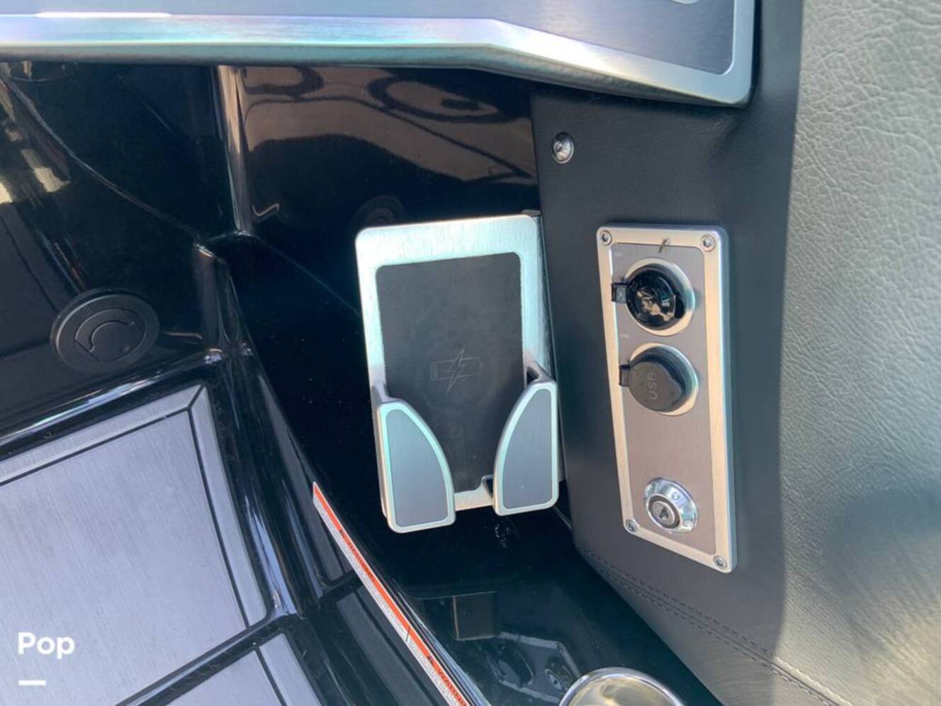 A photo of this 2022 Mastercraft X22