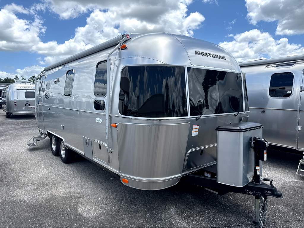 2027 Airstream Flying Cloud 25FB Twin in defuniak springs FL