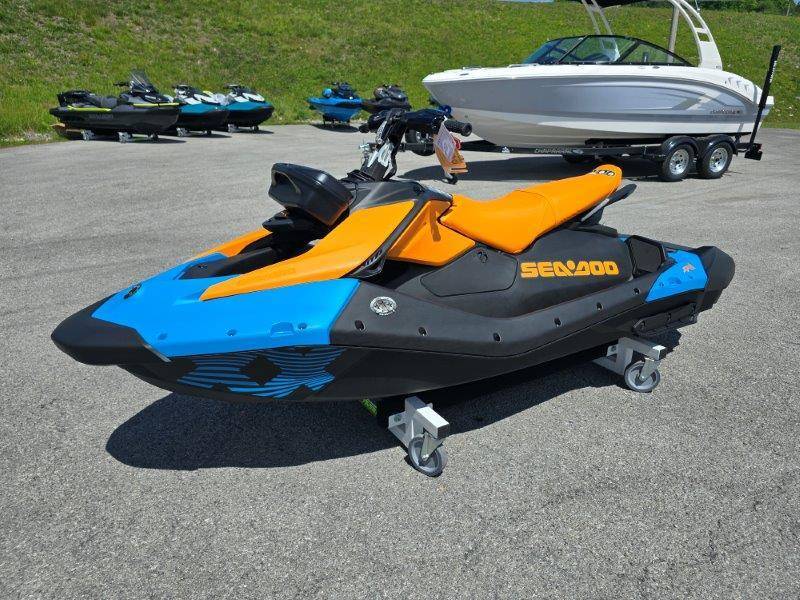 2026 Sea-Doo Spark Trixx 3UP 90 w/ Sound 3 UP in Somerset, KY