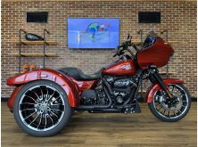 Check out the 2025 Harley-Davidson Road Glide Key Highlights image
