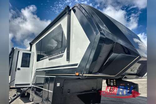 2027 Brinkley Model G 3950 in waller TX