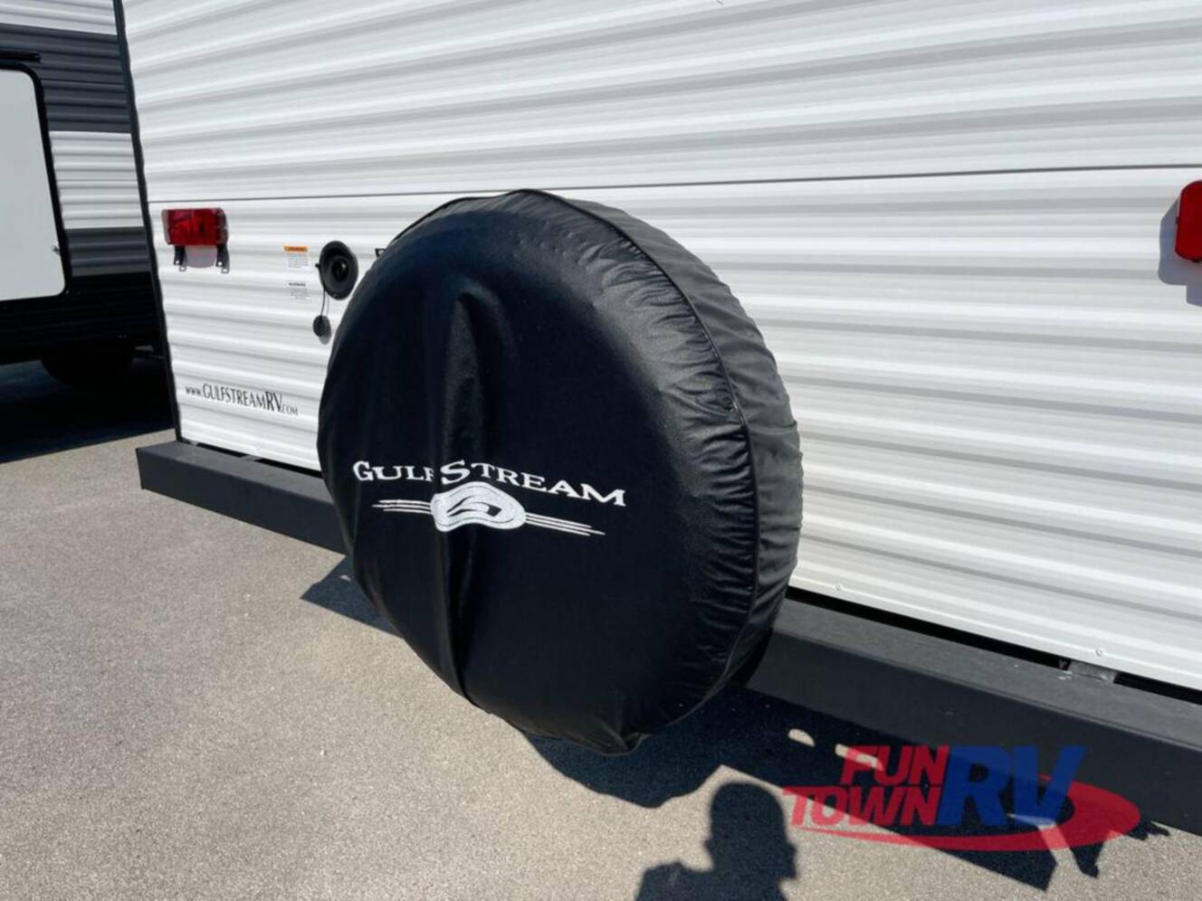A photo of this 2026 Gulf Stream Rv Yellowstone Classic 269BH
