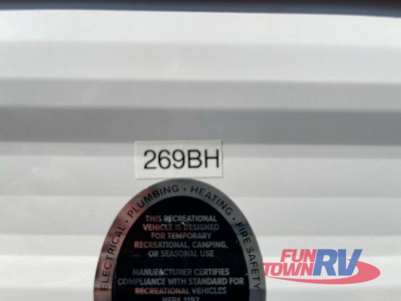 A photo of this 2026 Gulf Stream Rv Yellowstone Classic 269BH