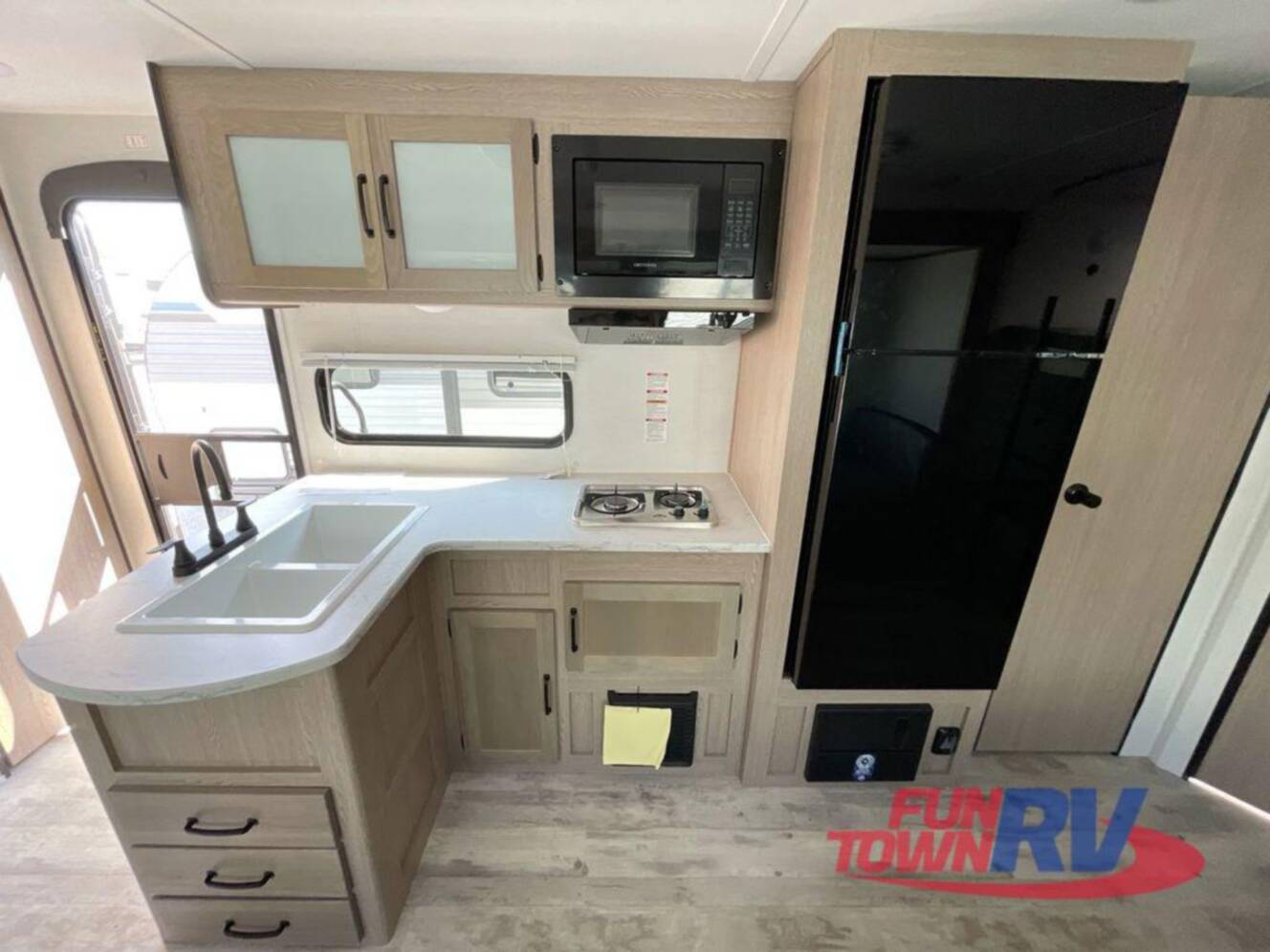 A photo of this 2026 Gulf Stream Rv Yellowstone Classic 269BH