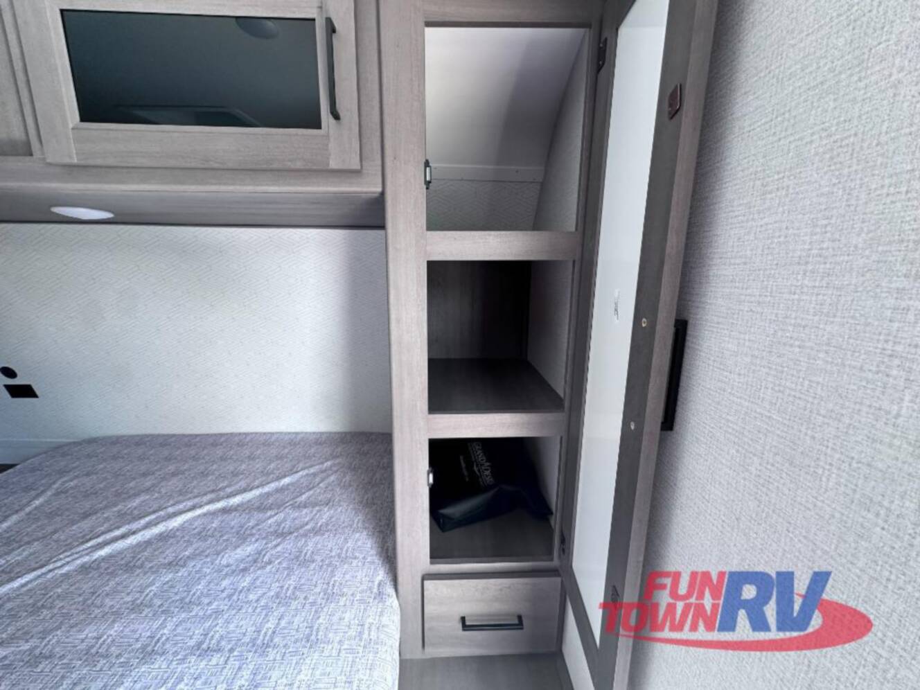 A photo of this 2025 Grand Design Transcend Xplor 265BH