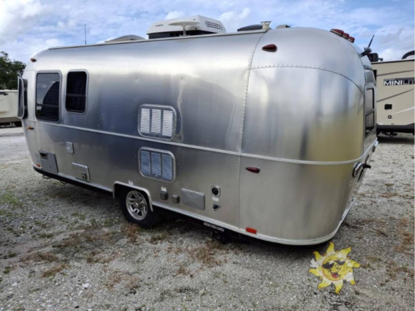 A photo of this 2019 Airstream Sport 22FB