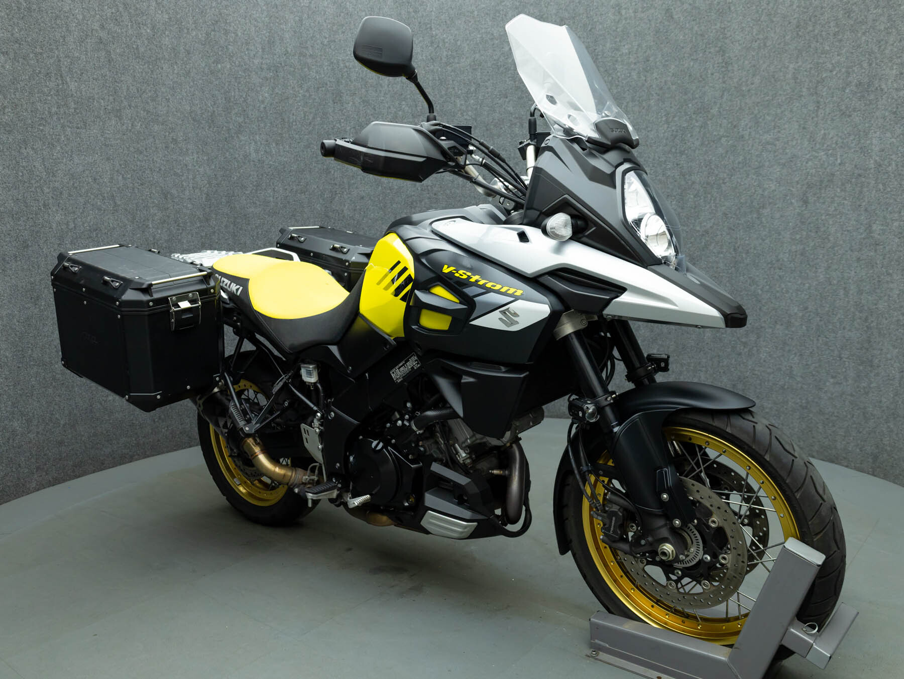 2018 Suzuki DL1000 VSTROM 1000XT W/ABS 1000XT in Pembroke, NH