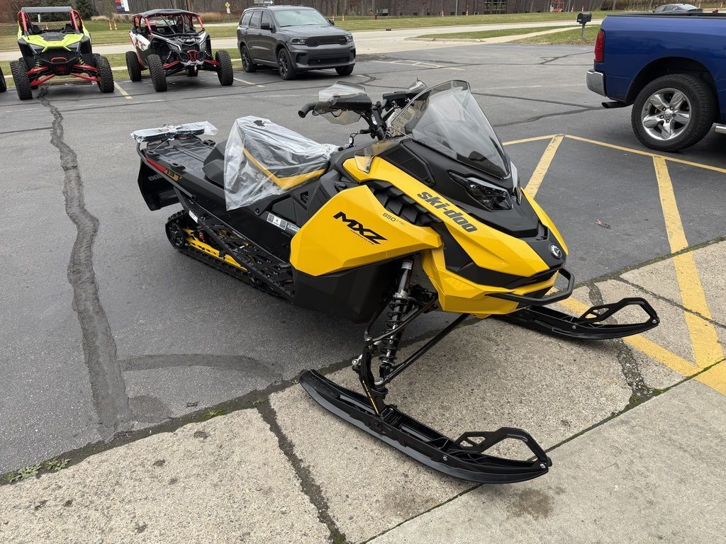 2025 Ski-Doo MXZ® Adrenaline® 850 E-TEC 137 RipSaw 1.25_Yellow 850 E-TEC 137 1.25 in ann arbor MI