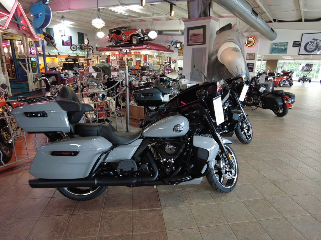 2025 Harley-Davidson® FLHXU - Street Glide® Ultra ULTRA in Bedford Heights, OH