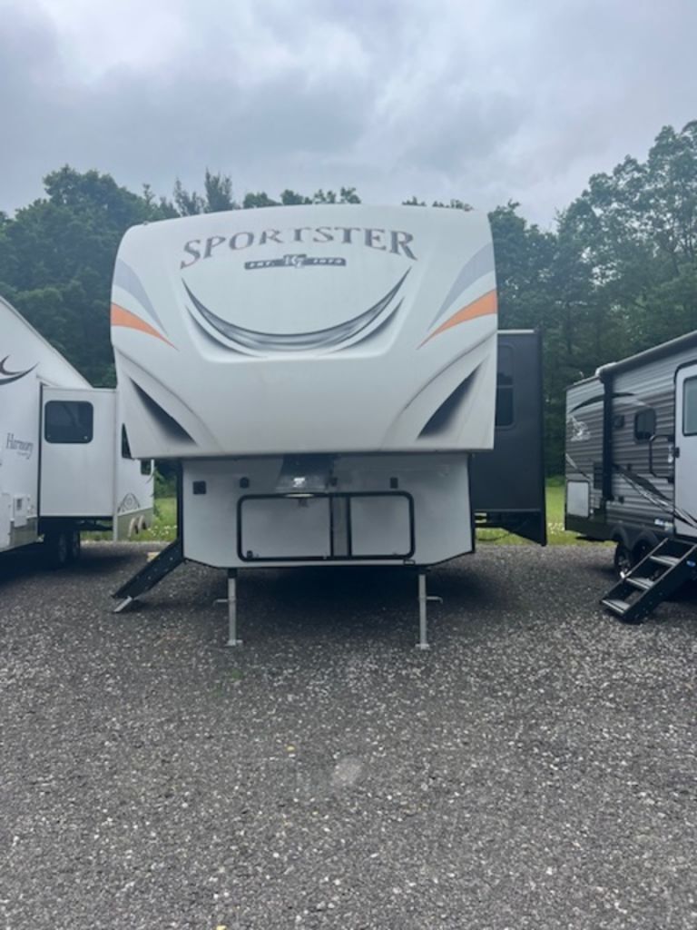 2019 Kz Rv Sportster® 352TH13 in brookville PA
