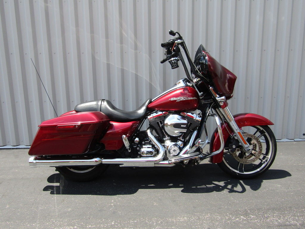 2016 Harley-Davidson® FLHXS - Street Glide® Special SPECIAL in St. Charles, MO