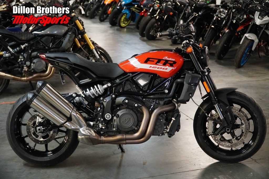2024 Indian Motorcycle® FTR Indy Red/Black BASE in Omaha, NE