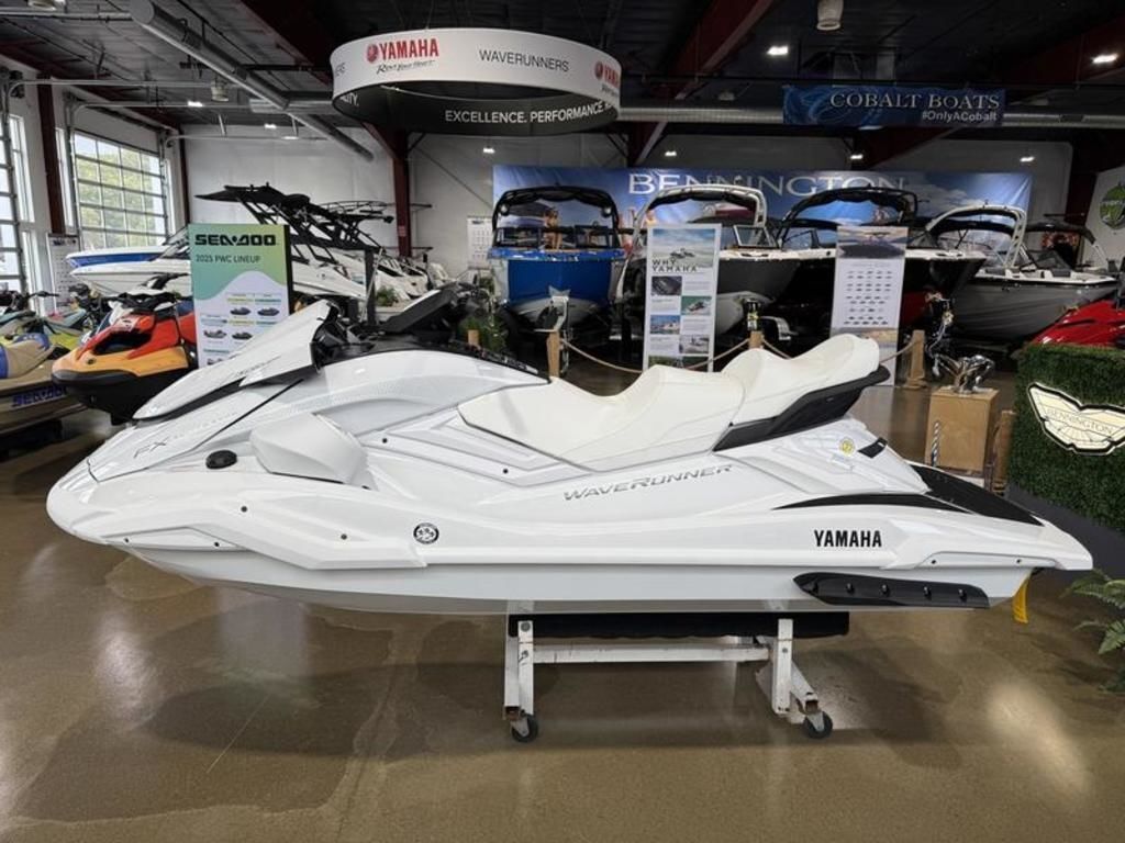2026 Yamaha Waverunners FX Cruiser SVHO® in rochester MN