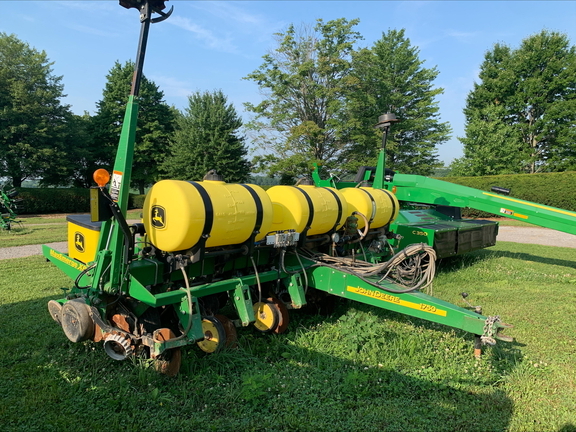2011 John Deere 1750 in Alliance, OH