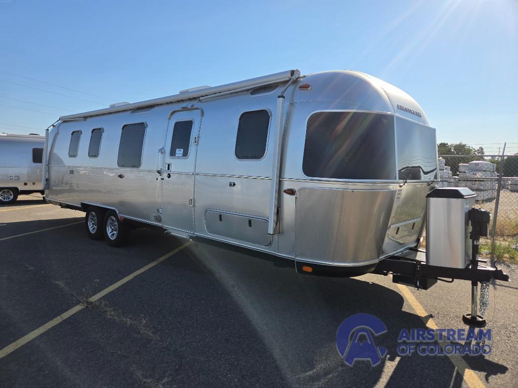 2024 Airstream Classic 33FB Twin in denver CO