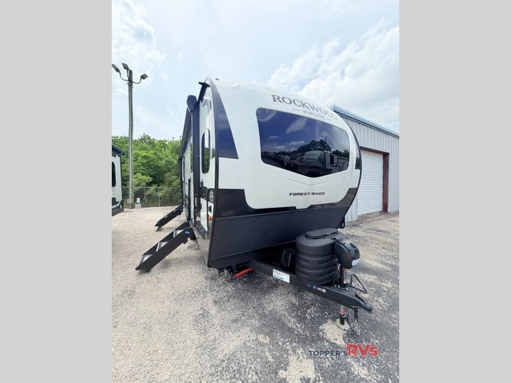 2027 Forest River Rv Rockwood Mini Lite 2506FK in waller TX