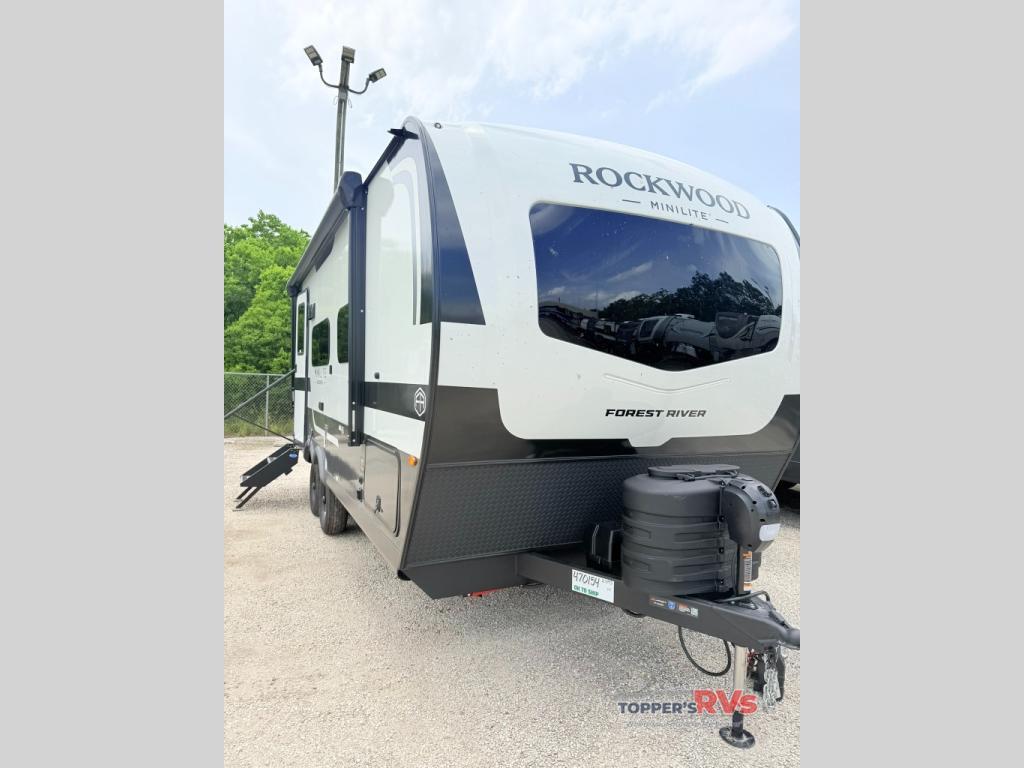2027 Forest River Rv Rockwood Mini Lite 2109S in waller TX