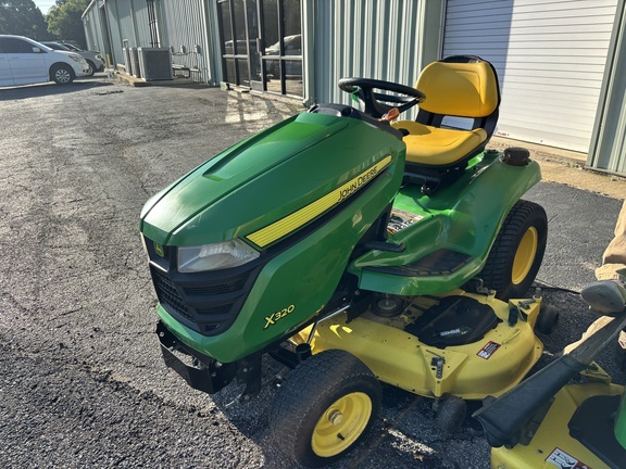 2014 John Deere X320 in Martin, TN