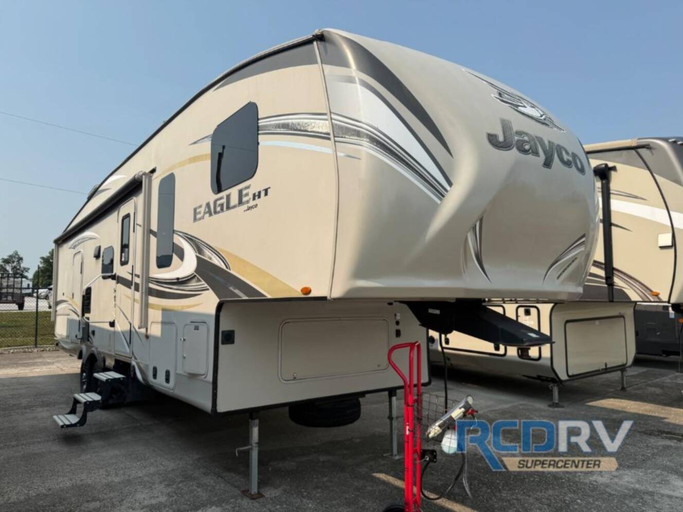 A photo of this 2017 Jayco Eagle HT 29.5BHDS